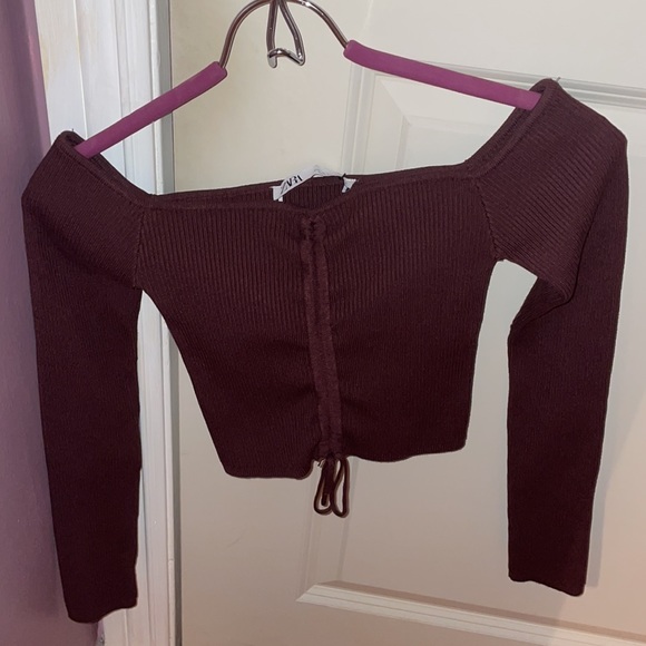 Zara off the shoulder plum top - Picture 2 of 3